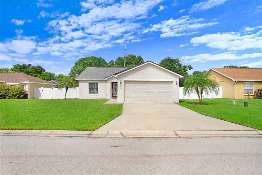 For Sale: $315,000 (3 beds, 2 baths, 1248 Square Feet)