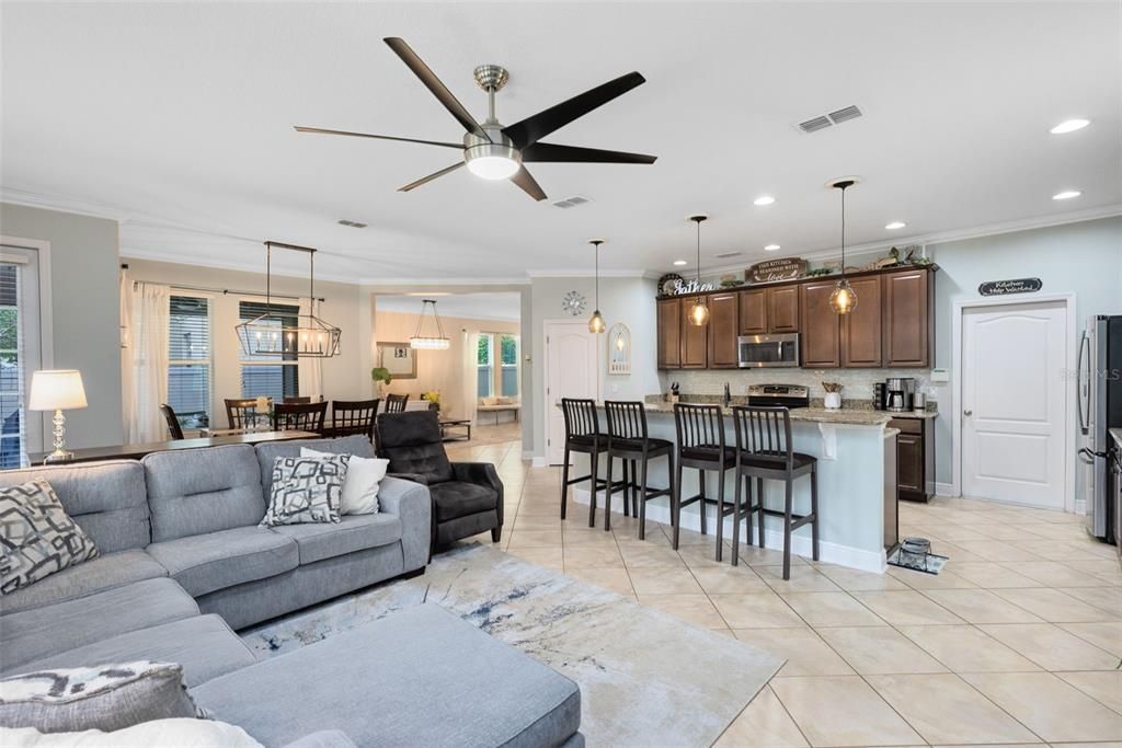 Active With Contract: $750,000 (4 beds, 3 baths, 3215 Square Feet)