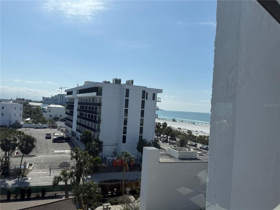 Activo con contrato: $3,500 (2 camas, 2 baños, 1275 Pies cuadrados)