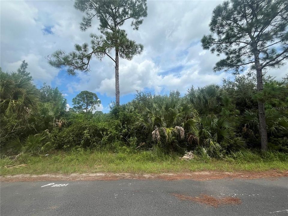 Recently Sold: $139,000 (0.92 acres)