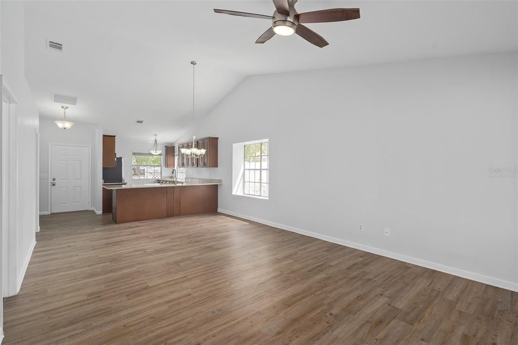 Virtually Staged- Dining/Living Room Combo