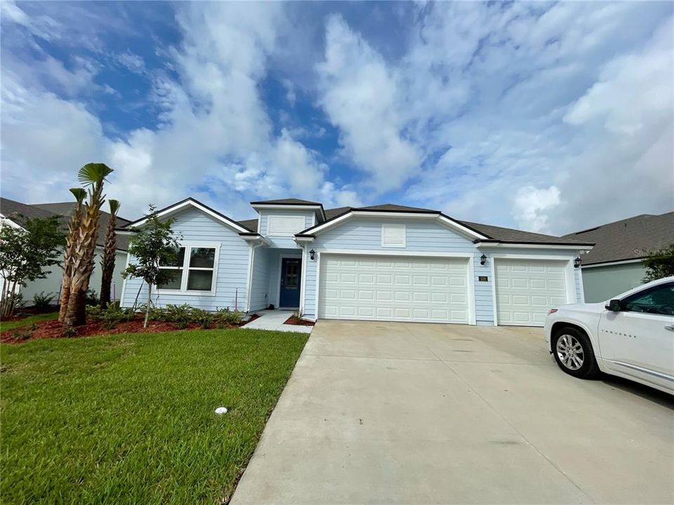 Recently Sold: $440,990 (4 beds, 3 baths, 1828 Square Feet)