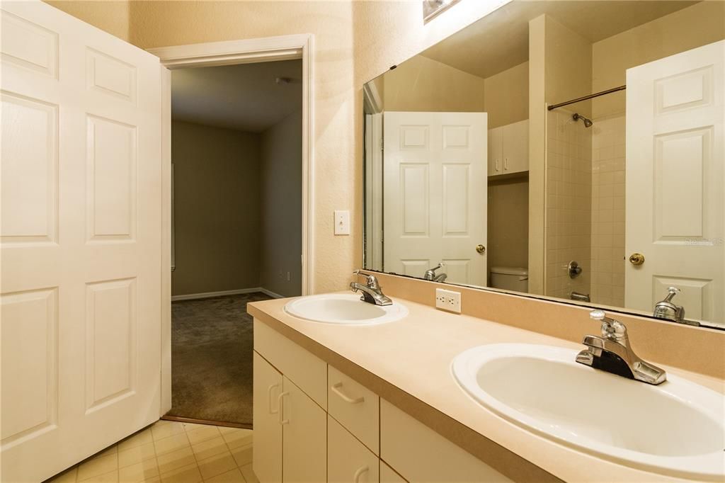 For Rent: $1,725 (2 beds, 2 baths, 1091 Square Feet)