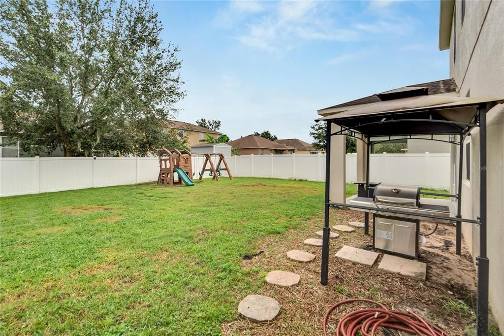 For Sale: $575,000 (4 beds, 2 baths, 3191 Square Feet)