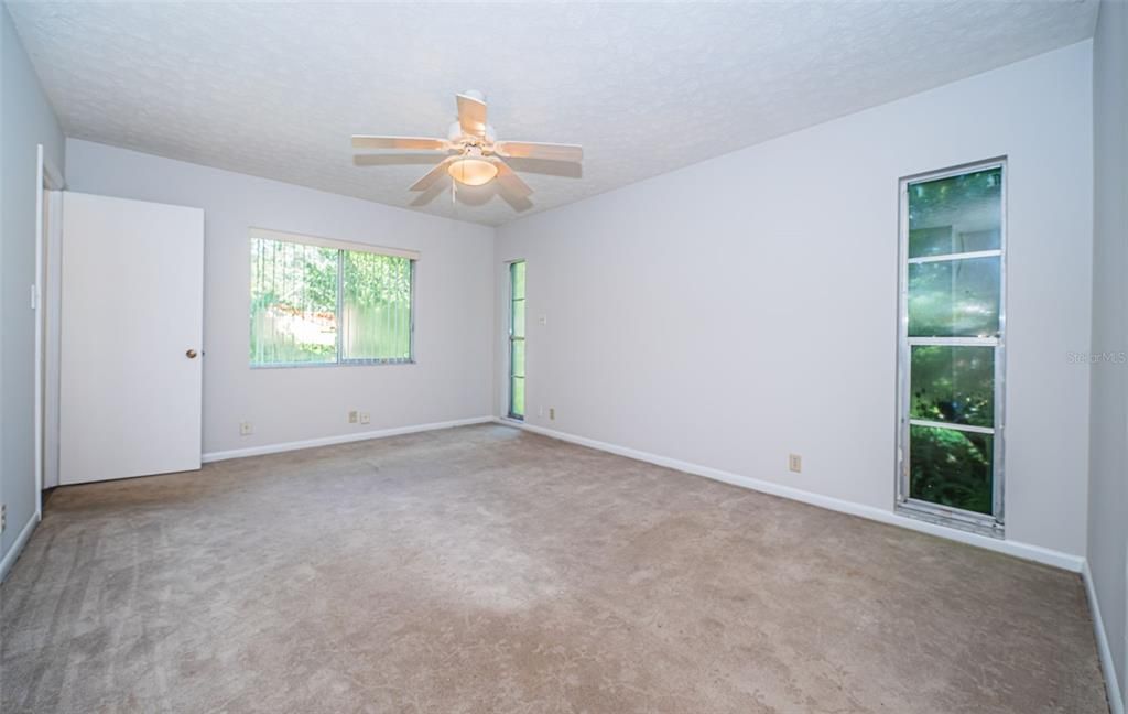 For Sale: $439,900 (3 beds, 2 baths, 1788 Square Feet)