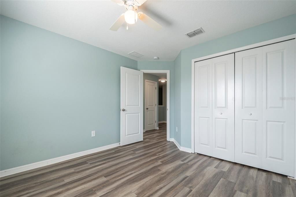 Active With Contract: $314,900 (3 beds, 2 baths, 1624 Square Feet)