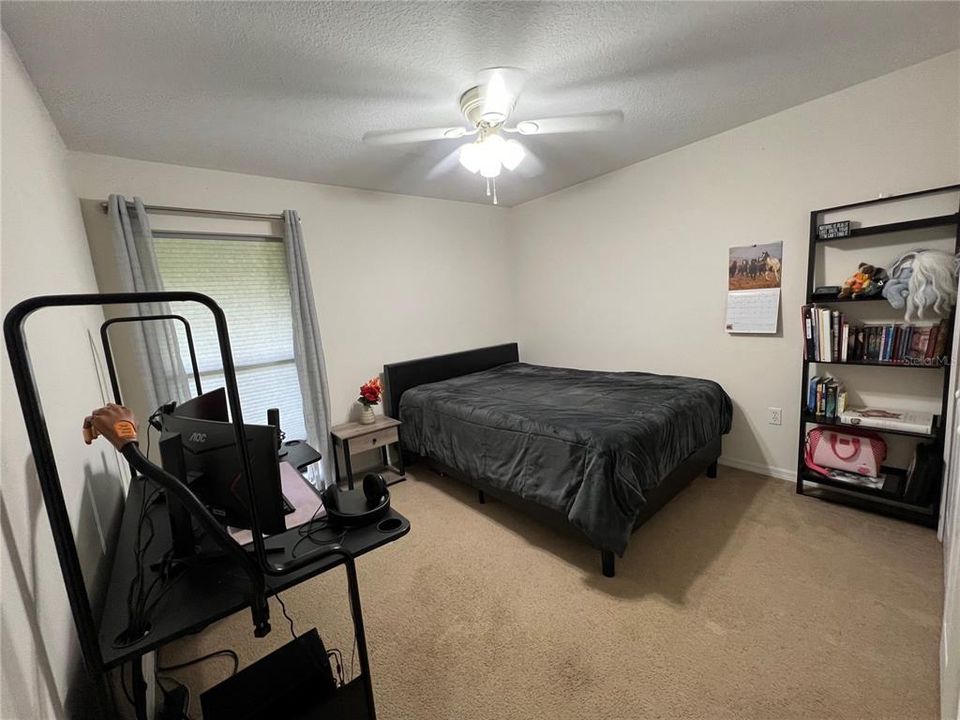 For Sale: $159,999 (2 beds, 2 baths, 1178 Square Feet)