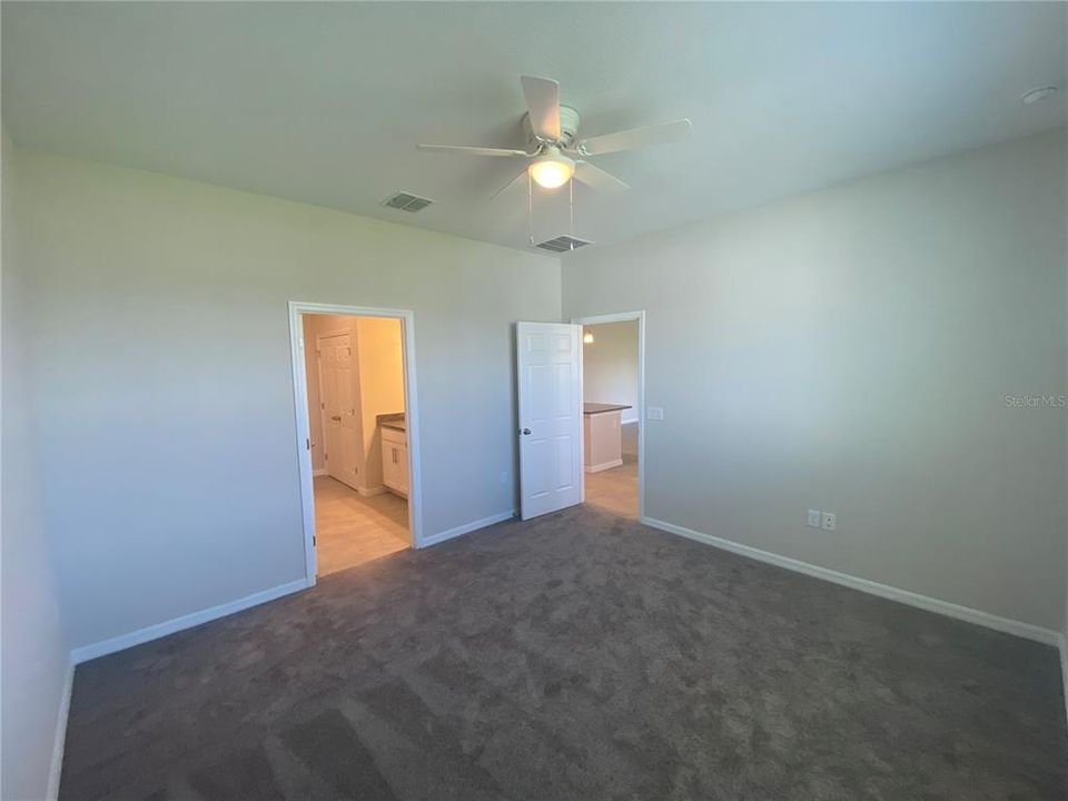 For Rent: $1,995 (3 beds, 2 baths, 1585 Square Feet)