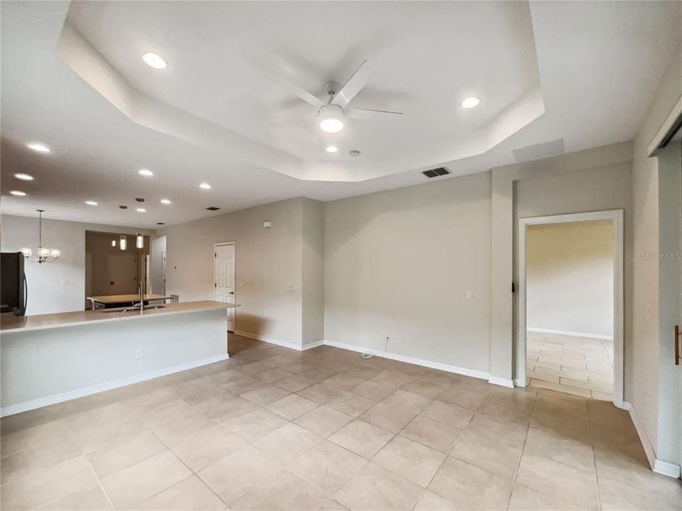 For Sale: $330,000 (2 beds, 2 baths, 1534 Square Feet)