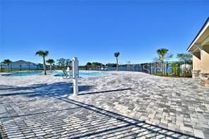 For Sale: $363,967 (4 beds, 2 baths, 2405 Square Feet)