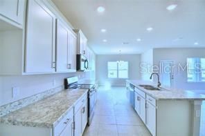 For Sale: $363,967 (4 beds, 2 baths, 2405 Square Feet)