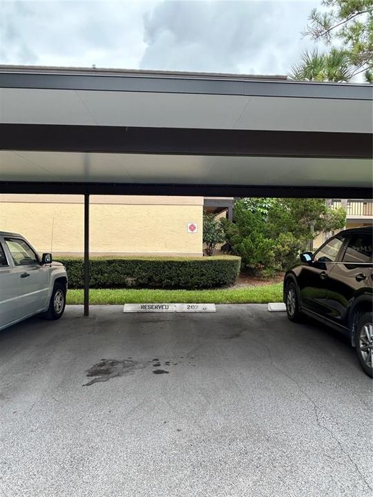 Assigned carport Close to entry