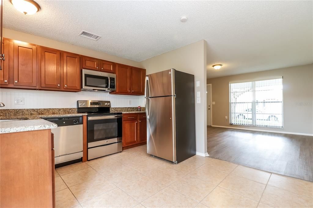 For Rent: $1,965 (3 beds, 2 baths, 1118 Square Feet)