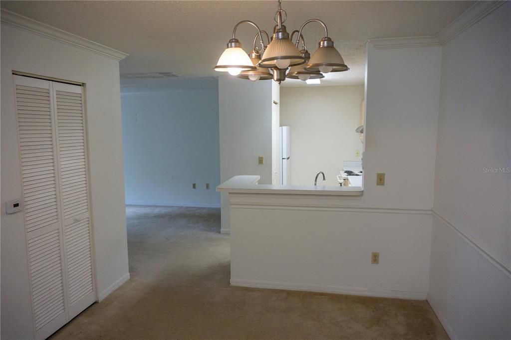 For Rent: $1,350 (1 beds, 1 baths, 657 Square Feet)