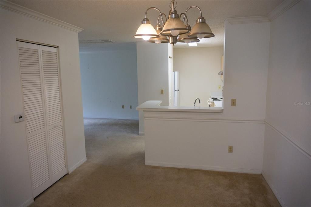 For Rent: $1,350 (1 beds, 1 baths, 657 Square Feet)