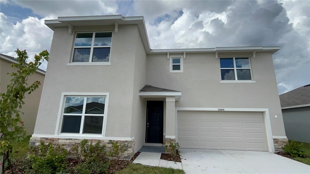 For Rent: $2,799 (4 beds, 3 baths, 2371 Square Feet)