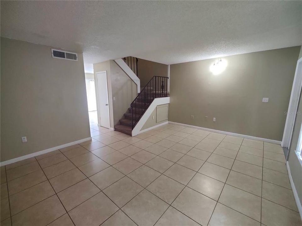 For Rent: $1,549 (2 beds, 2 baths, 1128 Square Feet)