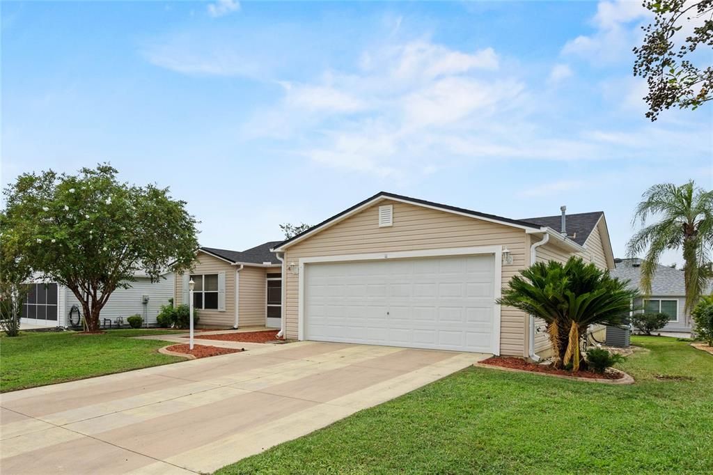 For Sale: $334,900 (3 beds, 2 baths, 1392 Square Feet)