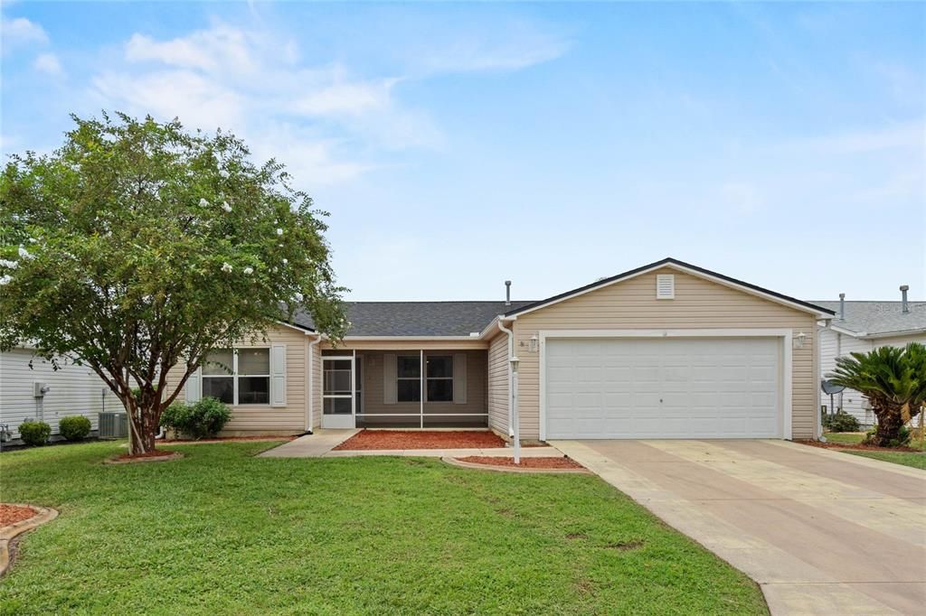 For Sale: $334,900 (3 beds, 2 baths, 1392 Square Feet)