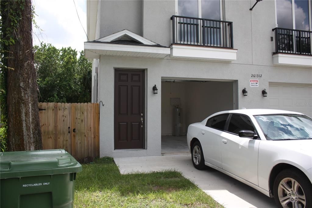 For Rent: $2,900 (3 beds, 2 baths, 1500 Square Feet)