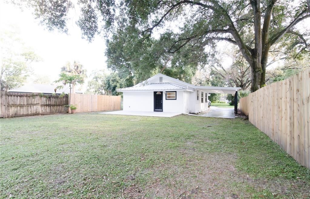 For Sale: $240,000 (3 beds, 1 baths, 1030 Square Feet)