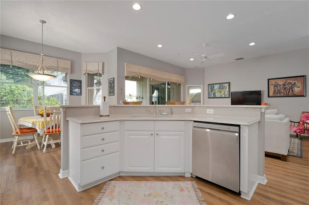 Kitchen bar with sink, dishwasher