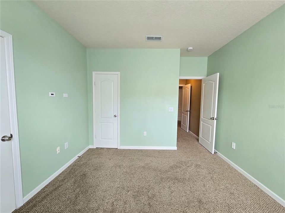 For Sale: $208,000 (2 beds, 2 baths, 1353 Square Feet)