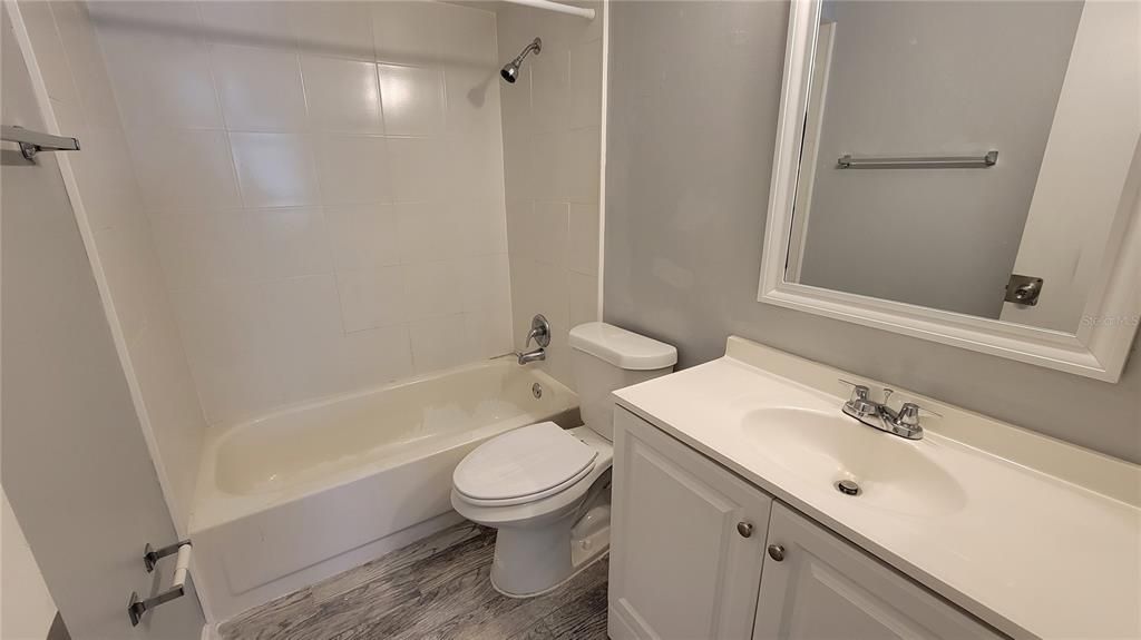 For Rent: $1,650 (2 beds, 2 baths, 934 Square Feet)