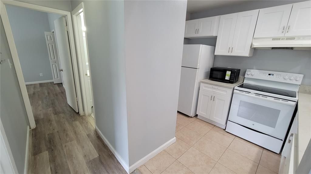 For Rent: $1,650 (2 beds, 2 baths, 934 Square Feet)