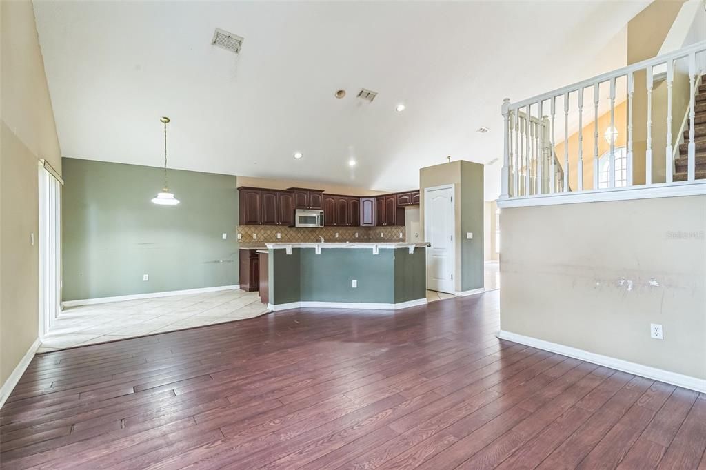 Active With Contract: $379,900 (4 beds, 2 baths, 2128 Square Feet)