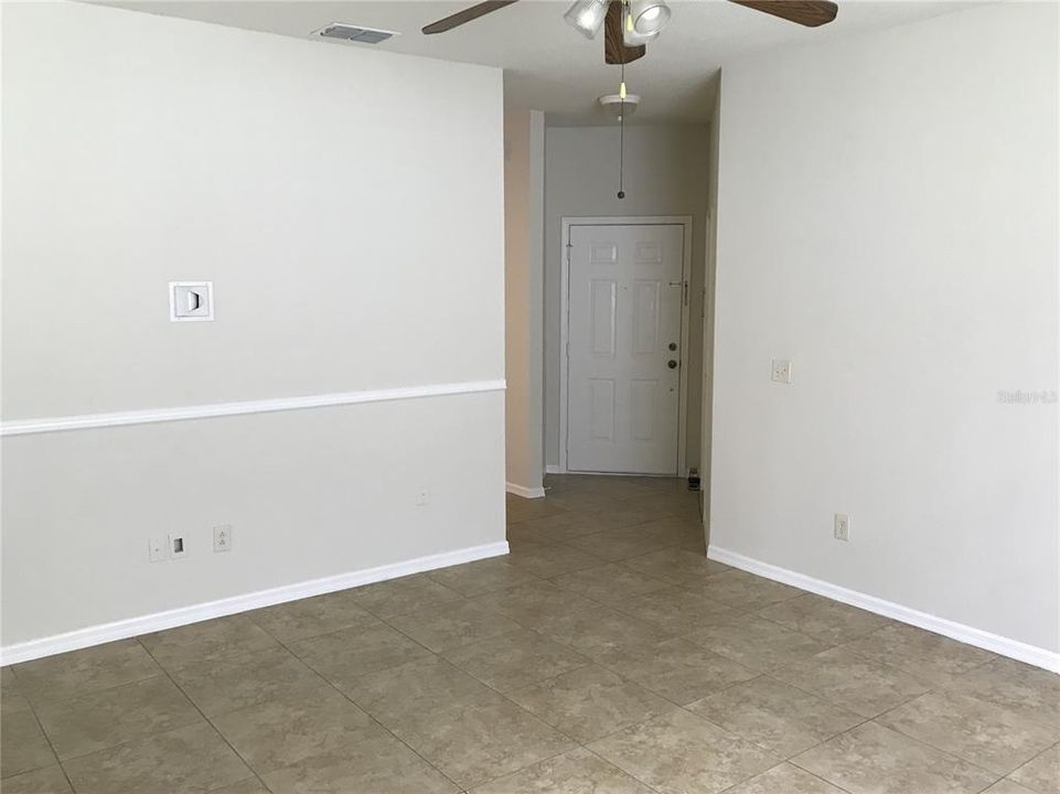 For Rent: $1,900 (3 beds, 2 baths, 1150 Square Feet)