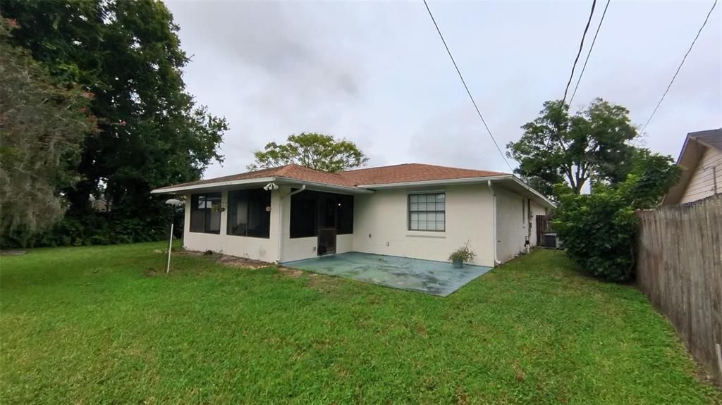 For Sale: $210,000 (3 beds, 2 baths, 1612 Square Feet)