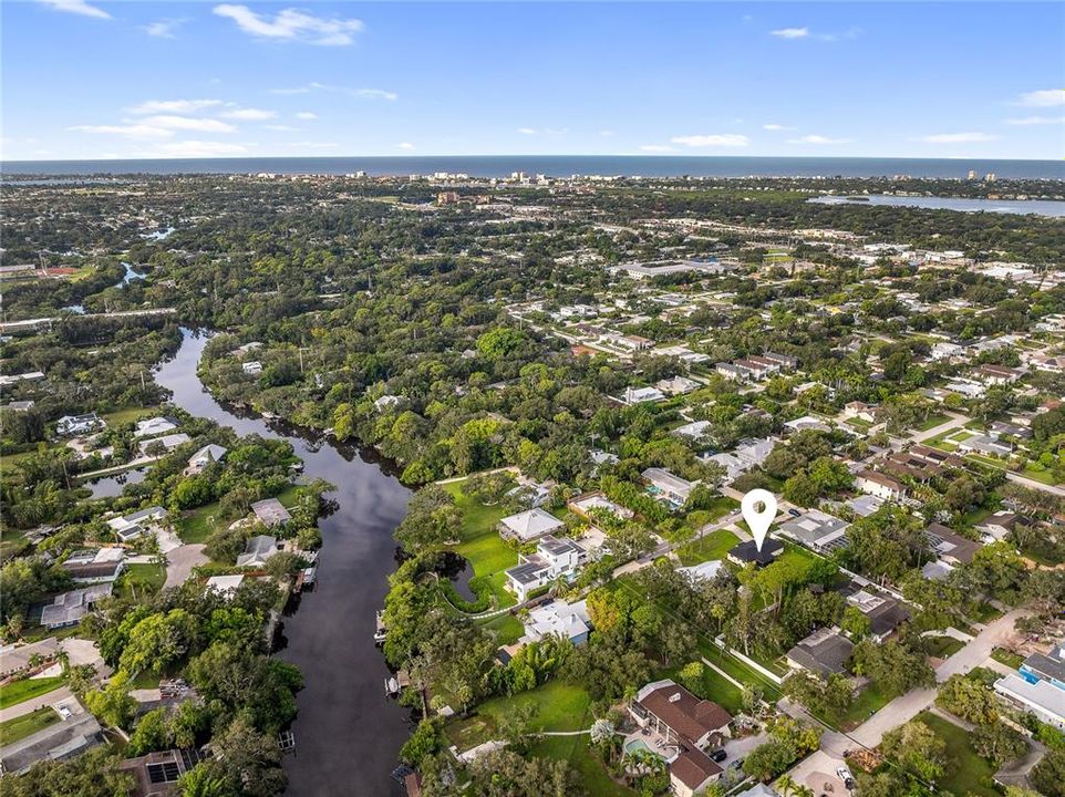 For Sale: $639,000 (3 beds, 2 baths, 1306 Square Feet)