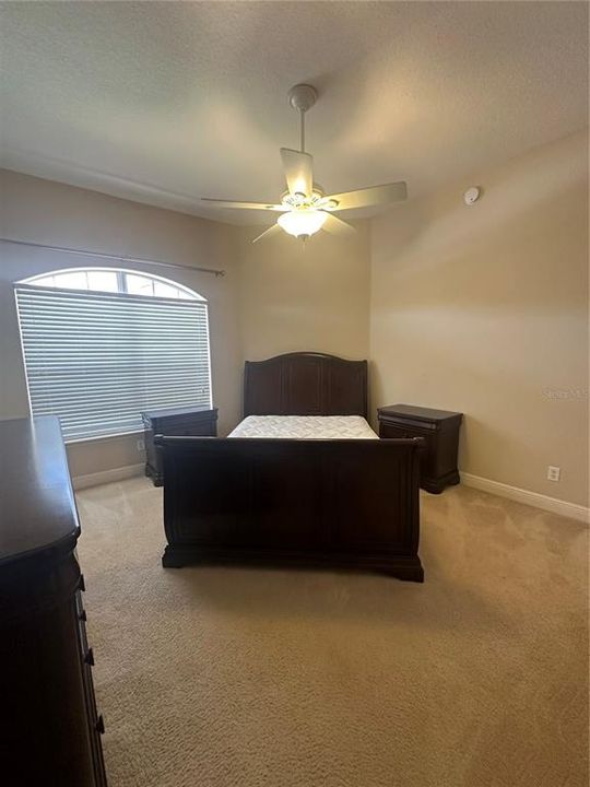 For Rent: $2,600 (2 beds, 2 baths, 2100 Square Feet)