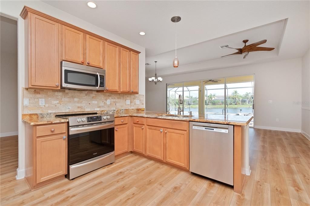 Large Kitchen with plenty of storage