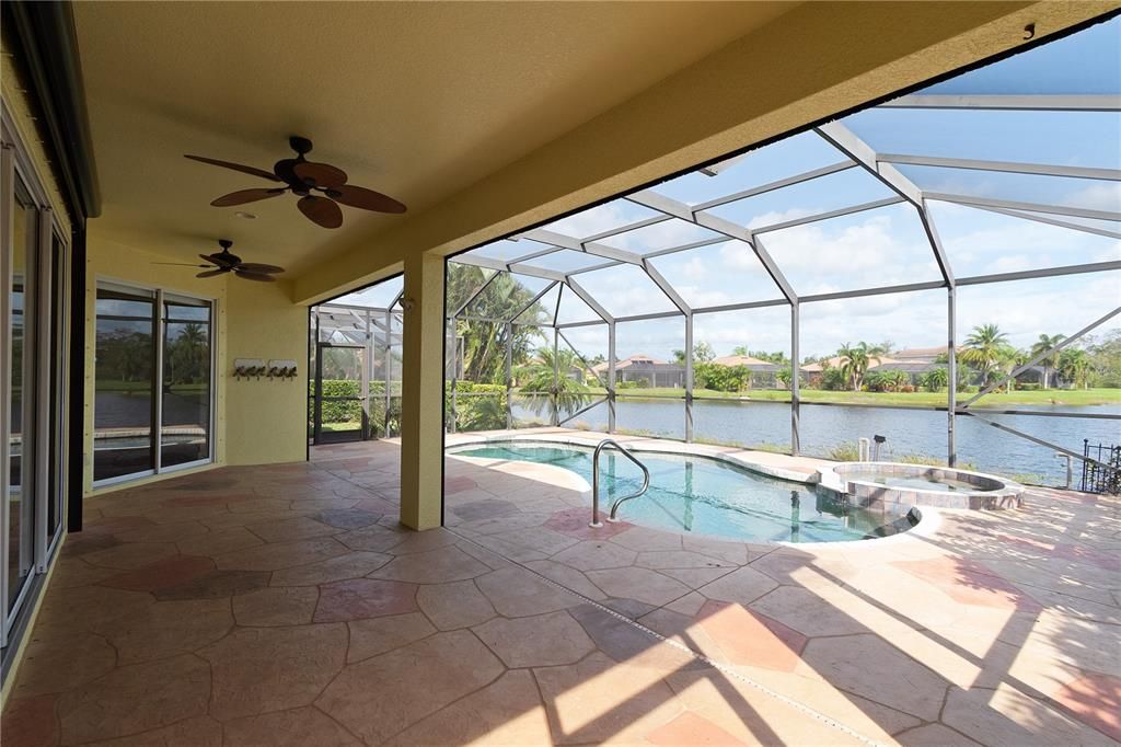 Entertain or relax on lanai with beautiful lake view