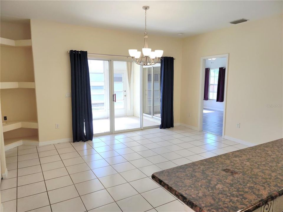 For Rent: $2,600 (3 beds, 2 baths, 1619 Square Feet)