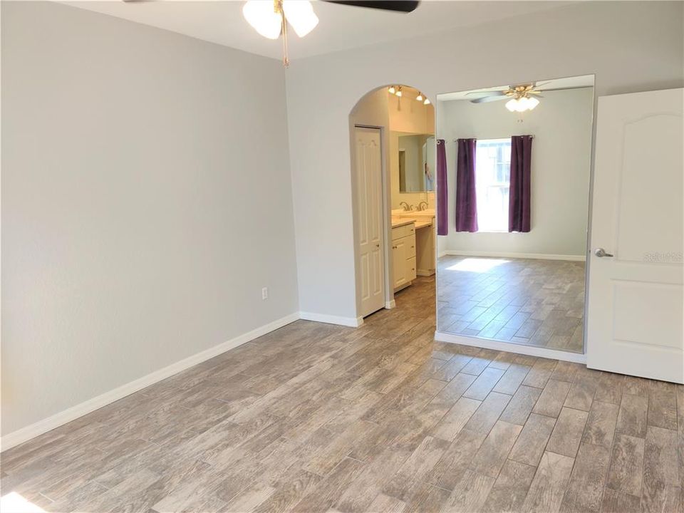 For Rent: $2,600 (3 beds, 2 baths, 1619 Square Feet)