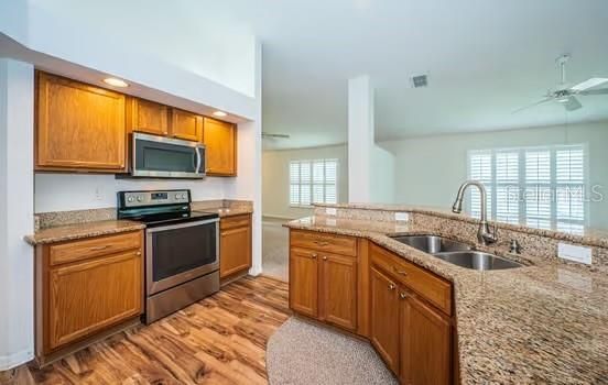 For Sale: $419,900 (2 beds, 2 baths, 1804 Square Feet)