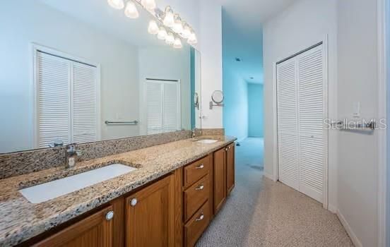 For Sale: $419,900 (2 beds, 2 baths, 1804 Square Feet)