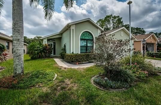 For Sale: $419,900 (2 beds, 2 baths, 1804 Square Feet)