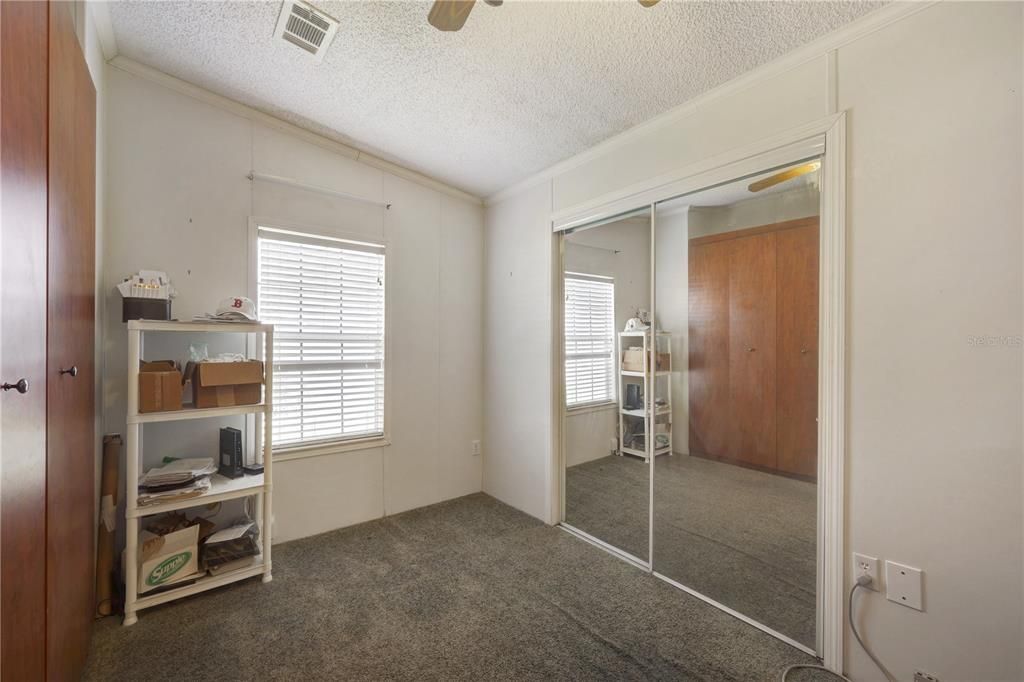 For Sale: $249,000 (2 beds, 2 baths, 1104 Square Feet)