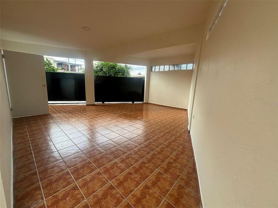 En Venta: $145,000 (3 camas, 2 baños, 1150 Pies cuadrados)