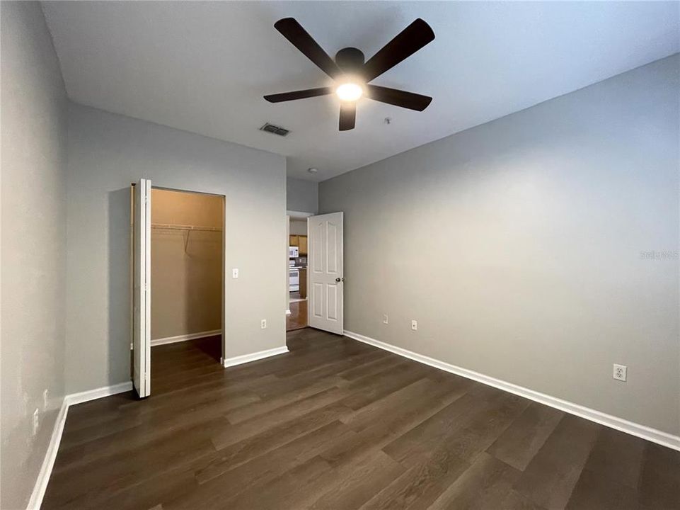 For Sale: $315,000 (2 beds, 2 baths, 1214 Square Feet)