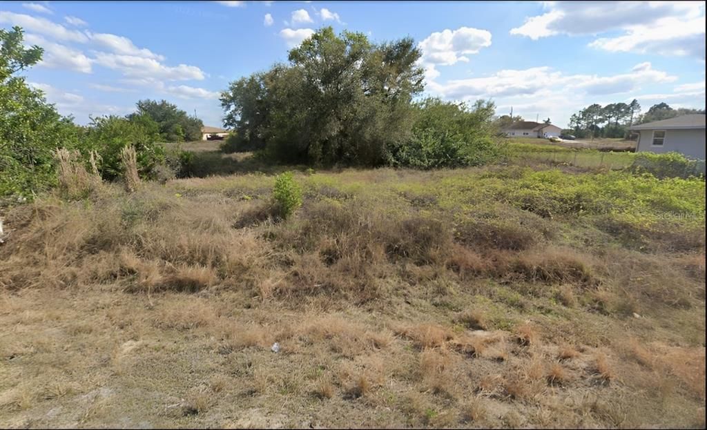 Activo con contrato: $25,000 (0.25 acres)