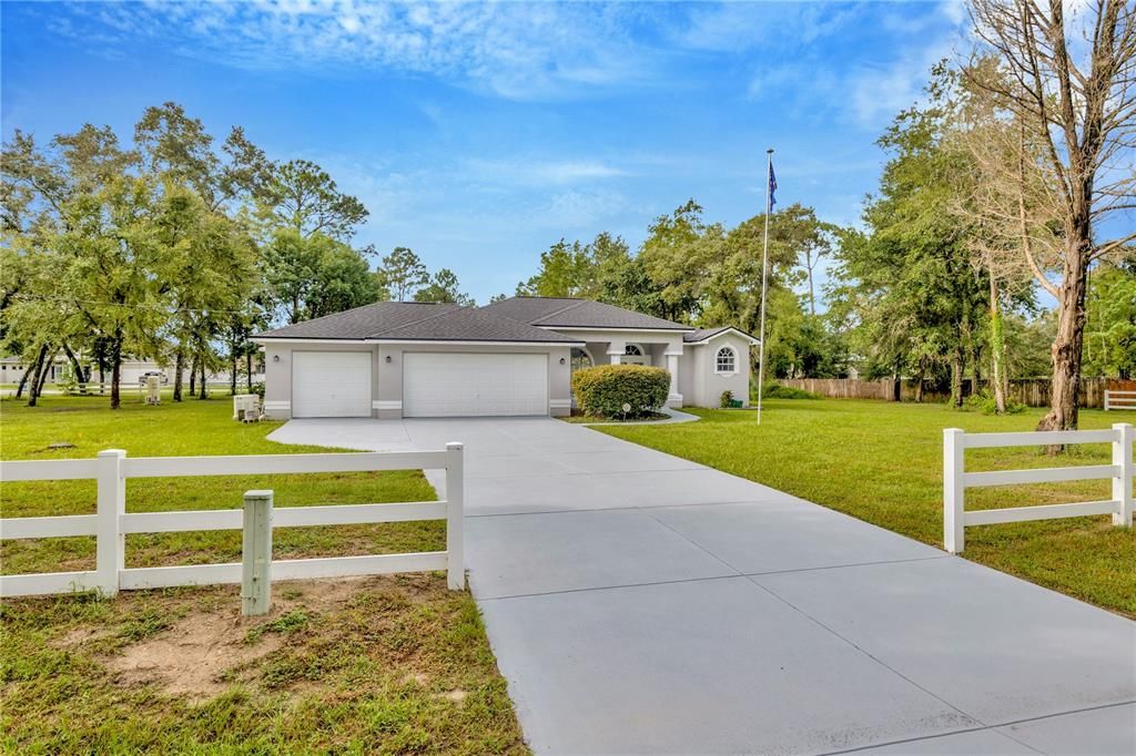 For Sale: $525,000 (3 beds, 2 baths, 1872 Square Feet)