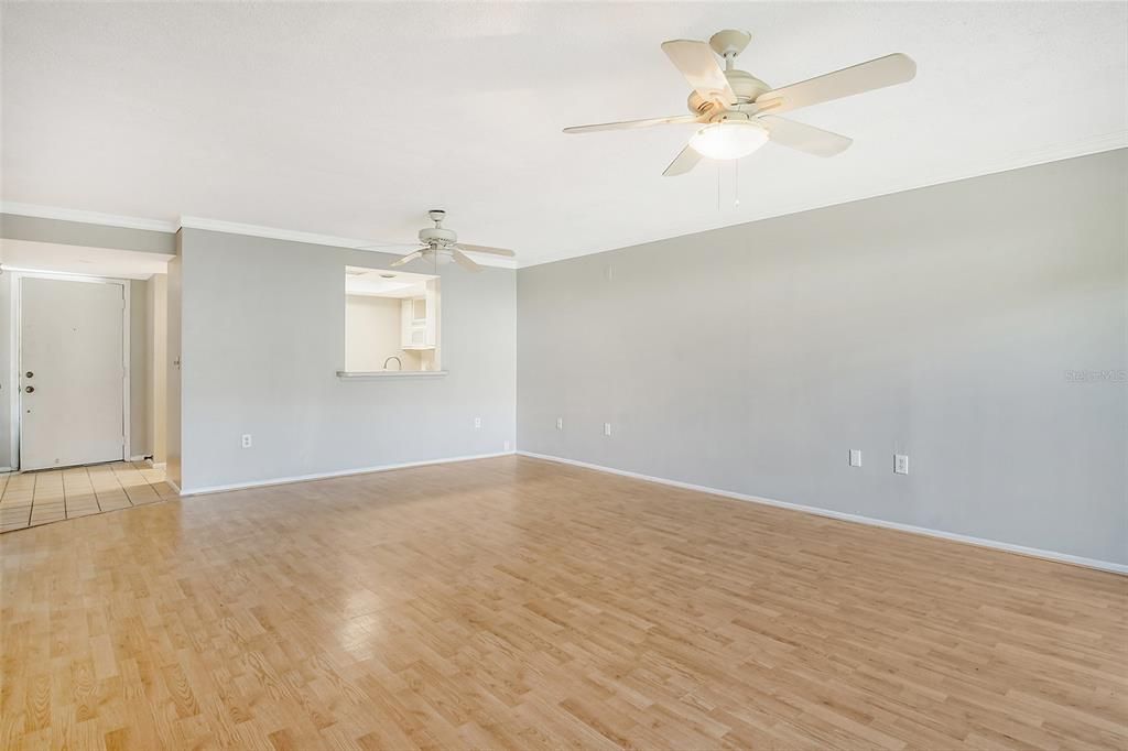 Dining room area with look into kitchen