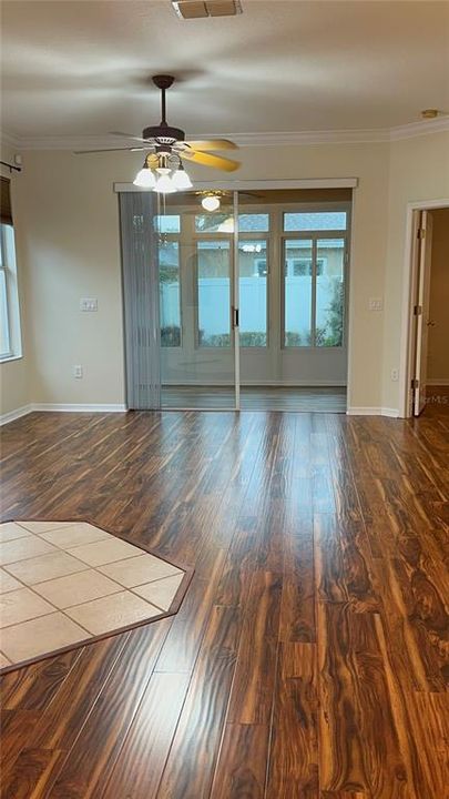 For Rent: $2,500 (2 beds, 2 baths, 1557 Square Feet)