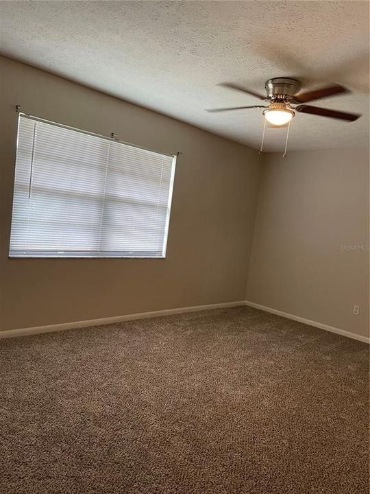 For Rent: $2,100 (3 beds, 2 baths, 1235 Square Feet)