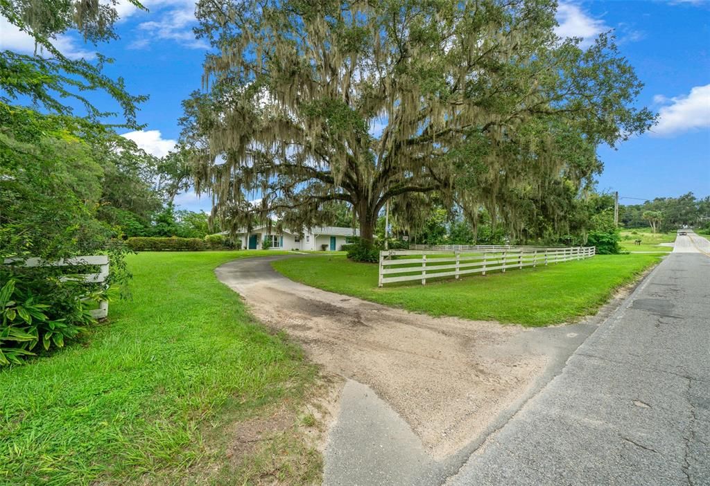 For Sale: $380,000 (3 beds, 2 baths, 2028 Square Feet)